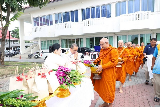 ปทุมธานี จัดกิจกรรมเฉลิมพระเกียรติพระบาทสมเด็จพระปรเมนทรมหาอานันทมหิดล พระอัฐมรามาธิบดินทร เนื่องในโอกาสวันพระบรมราชสมภพครบ 100 ปี 20 กันยายน 2568