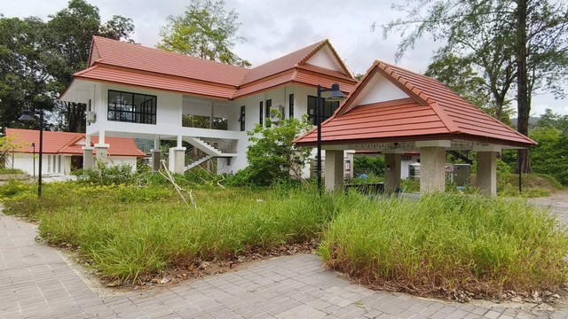 พังงา- เสียเปล่า!!เดอะพาร์ค เขาหลัก”งบสร้าง 79 ล้าน”ปล่อยทิ้งร้าง กลางแหล่งท่องเที่ยวชื่อดังพังงา