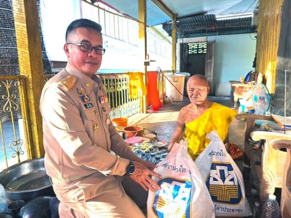 พิจิตร-ผู้ว่าฯพิจิตรแจงน้ำท่วมนานกว่า1เดือน12อำเภอ60ตำบล336หมู่บ้านเร่งแจกถุงยังชีพแล้ว