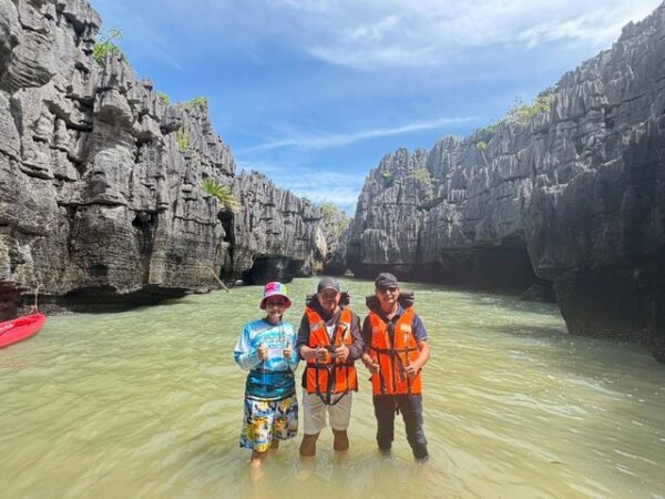 สตูล สมาชิกวุฒิสภาพบประชาชน กลุ่มภาคใต้ (ตอนล่าง) ลงพื้นที่สตูล ศึกษาการจัดการท่องเที่ยวเชิงอนุรักษ์