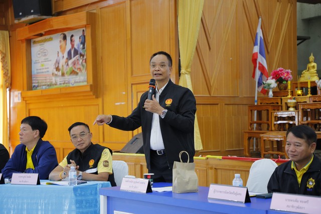 บุรีรัมย์-สว อีสานใต้พบประชาชนรับฟังปัญหาการแพร่ระบาดยาเสพติด จ่อขึ้นทะเบียนผู้เสพ