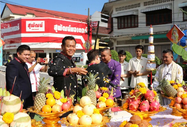 กาฬสินธุ์จัดพิธีบวงสรวงอนุสาวรีย์พระยาชัยสุนทรเจ้าเมืองคนแรกเสริมสิริมงคล