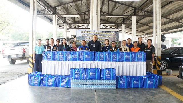 เชียงใหม่-ท่าอากาศยานเชียงใหม่มอบถุงยังชีพช่วยเหลือผู้ประสบภัยน้ำป่าไหลหลากและดินโคลนถล่ม