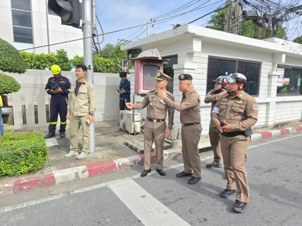 ผู้บัญชาการตำรวจแห่งชาติสั่งด่วนกองบัญชาการตำรวจนครบาล ดูแลความปลอดภัยและอำนวยการจราจร เหตุถนนสามเสนทรุดตัว