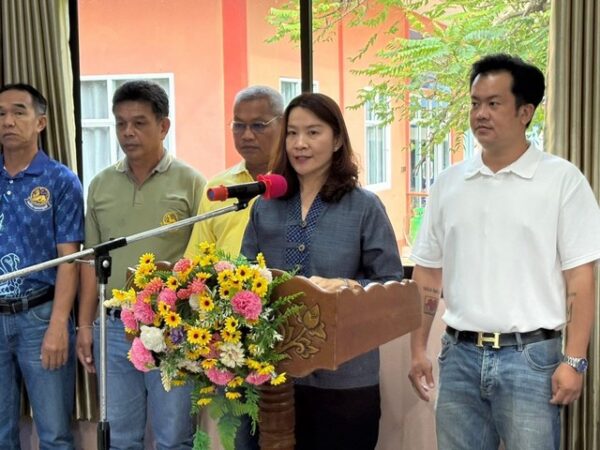 เพชรบูรณ์ พิมพ์พร” ส.ส.เพชรบูรณ์ เขต 1 ต้อนรับ กมธ.ฯ ลงพื้นที่อบรมเสริมพลังกลุ่มเปราะบาง ดึงผู้สูงอายุ-สตรี 250 คน เข้าร่วมกิจกรรม