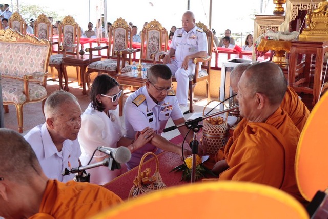 พิธีเจริญพระพุทธมนต์สมโภชพระบรมรูปสมเด็จพระเจ้าตากสินมหาราช ณ แหลมชมตะวัน ฐานส่งกำลังบำรุงทหารเรือตราด ทัพเรือภาคที่ 1 จังหวัดตราด