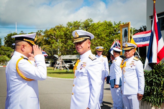 ทัพเรือภาคที่ 1 จัดพิธีรับ-ส่งหน้าที่และมอบการบังคับบัญชา