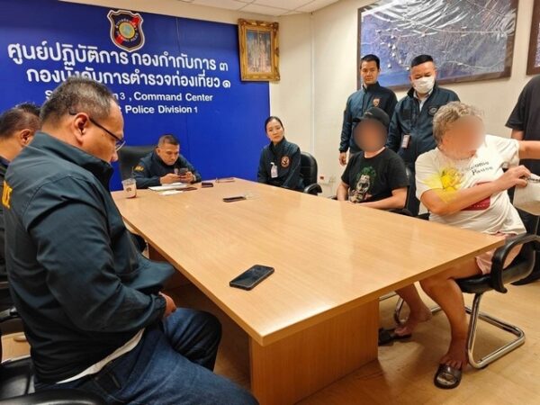 สตม.ส่ง รัสเซียโชว์ร่วมรักบนร่อนภูเก็ต ดำเนินคดี พร้อมเพิกถอนวีซ่า ขึ้นแบล็กลิสต์ เนรเทศพ้นไทย