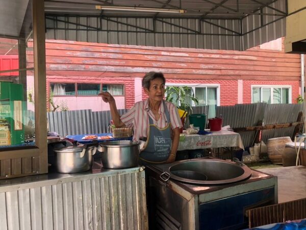 กาฬสินธุ์-แม่ค้ากาฬสินธุ์วอนหน่วยงานรัฐเอาจริงปราบแก๊งบัญชีม้า-คอลเซ็นเตอร์