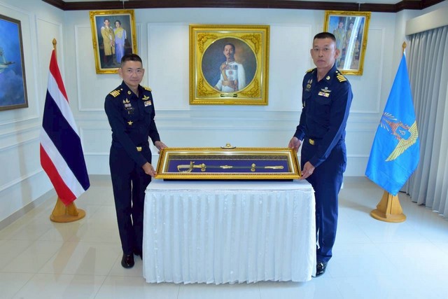 เชียงใหม่-ชมรมศิษย์เก่าโรงเรียนจ่าอากาศ กองบิน 41 จัดพิธีมอบของที่ระลึกแก่ผู้เกษียณอายุราชการ ประจำปี 2568