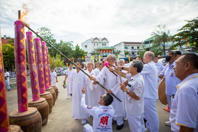 ชลบุรี-กินเจพัทยา เริ่มแล้วเชิญเทพยดาฟ้าดินมาประดิษฐาน เพื่อความเป็นสิริมงคล