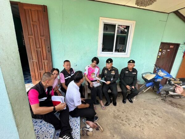 ลำปาง-เคาะประตูบ้าน มารับสมัครถึงที่ ส่งมอบสวัสดิการดีๆ ให้ทหารออนไลน์