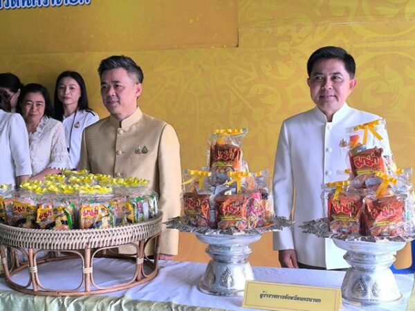 นครนายก – วัดอุดมธานี จัดพิธีทำบุญตักบาตรเทโวโรหณะ เนื่องในวันออกพรรษา ประจำปีพุทธศักราช 2568