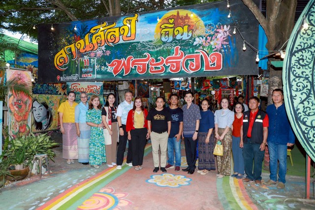 สุโขทัย-โครงการขับเคลื่อนการพัฒนาจังหวัดด้านการส่งเสริมอนุรักษ์ศิลปวัฒนธรรมประเพณีและภูมิปัญญาท้องถิ่น “กิจกรรมอาร์ตแคมป์ (Art Camp) และลานศิลป์ถิ่นพระร่วงจังหวัดสุโขทัย”