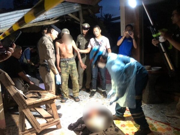 กาฬสินธุ์-ฆ่าโหดหนุ่มอาการทางจิต ตร.คุมตัวพ่อเลี้ยงต้องสงสัยสอบเข้ม