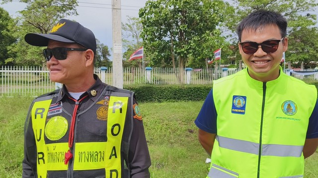 มุกดาหาร ขนส่ง – ขทช.มุกดาหาร ตั้งจุดตรวจเข้ม! สกัดรถบรรทุกหนัก-ควันดำ ตรวจเอกสารขนส่ง