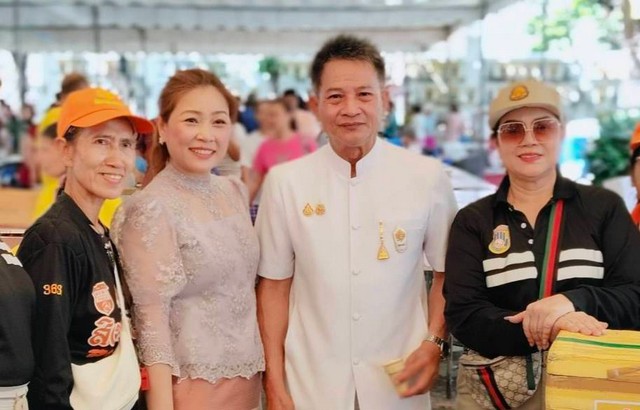 ปทุมธานี คณะญาติธรรมลำลูกกา ร่วมทอดกฐินสามัคคี ณ วัดนาบุญ จังหวัดแพร่