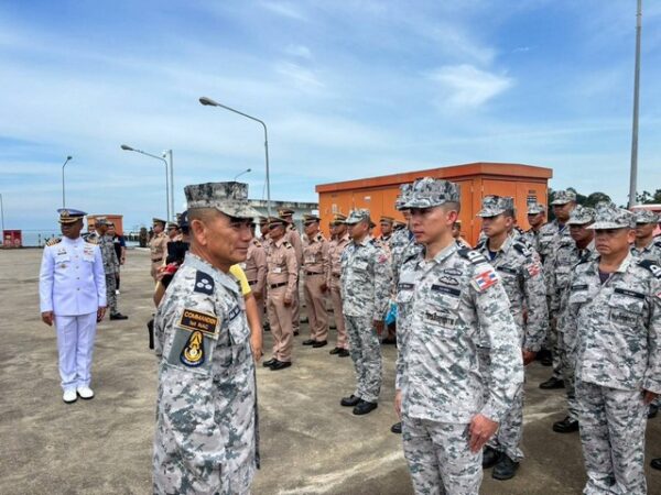 ผบ.ทรภ. 1 ตรวจเยี่ยมกำลังพลปฎิบัติงานในพื้นที่ชายแดน จว.จันทบุรี และจว.ตราด”