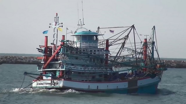 สงขลา-สมาคมประมงสงขลา เตือนเรือประมงจังหวัดสงขลาที่ออกไปทำการประมงในบริเวณอ่าวไทย