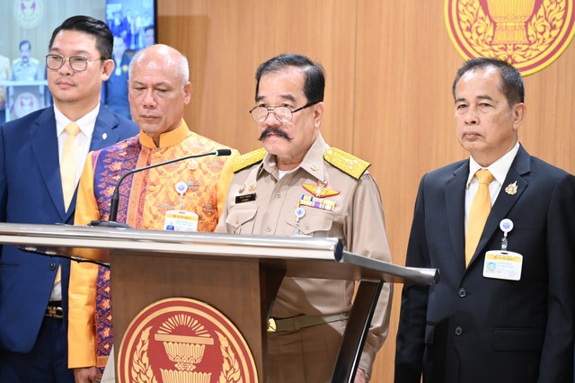 กมธ.การทหารฯ เตรียมจัดสัมมนา “เทคโนโลยีในศตวรรษที่ 21 กับมิติความมั่นคงภายใต้บทเรียน CLASS” มุ่งวางยุทธศาสตร์ด้านเทคโนโลยีและการป้องกันประเทศที่ทันสมัย เชื่อมโยงทุกมิติความมั่นคง และลดการพึ่งพาจากต่างประเทศ