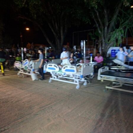 เพชรบูรณ์ โรงพยาบาล โกลาหลตึกผู้ป่วยหม้อแปลงระเบิด ต้องอพยพผู้ป่วยวุ่น