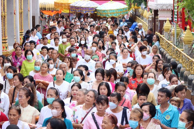 สมุทรปราการ-วัดแตก!! ประชาชนหลายพันคนแห่ทอดกฐินวัดหนามแดง ครอบครัวรุ่งเสมอ หลีน้อย เจ้าภาพใหญ่