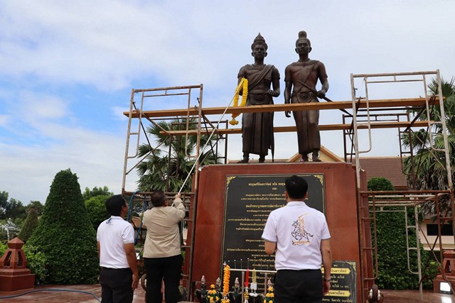 สุโขทัย-เทศบาลตำบลเมืองบางขลังทำพิธีกล่าวสักการะองค์พ่อขุน จัดเตรียมสถานที่จัดงาน 2พ่อขุน ท่องเที่ยวเมืองโบราณบางขลัง