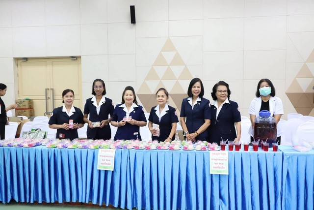 ปทุมธานี จัดกิจกรรมบริจาคโลหิต น้อมถวายอาลัยแด่สมเด็จพระนางเจ้าสิริกิติ์ พระบรมราชินีนาถพระบรมราชชนนีพันปีหลวง แสดงพลัง แห่ง “การให้โดยไม่หวังสิ่งตอบแทน”