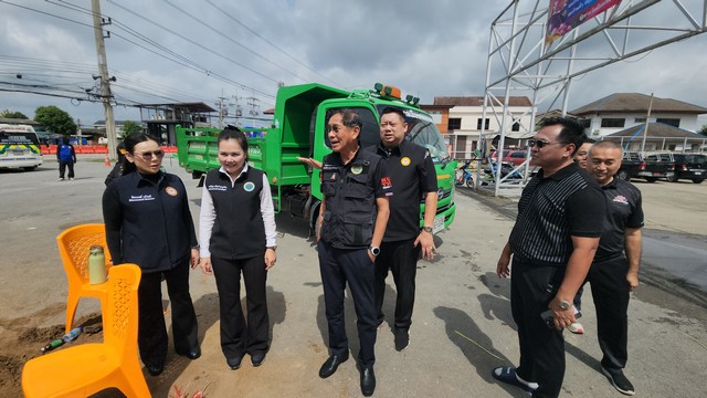 ปทุมธานี บิ๊กแจ๊สเดือด! จวกชลประทานต่อหน้าผู้ว่าฯ ปมเครื่องสูบน้ำเสีย ทำชาวคลองหลวงเดือดร้อนกว่า 3,000 หลัง