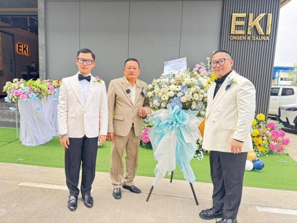 นนทบุรี ”ปฐมฤกษ์“มิสเตอร์คิงและน้องริชาร์ด เปิดบัตรวีไอพี 8 บัตร ร่วม 400,000 บาท ในโอกาสเปิดกิจการซาวน่าใหม่ย่านบางบัวทอง