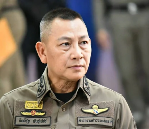 ผบ.ตร.สั่งด่วน “ตำรวจ” เร่งลุยจุดเสี่ยงน้ำท่วมหาดใหญ่ช่วยชีวิตประชาชน ระดมรถ เรือ สั่งกองบินตำรวจเข้าพื้นที่