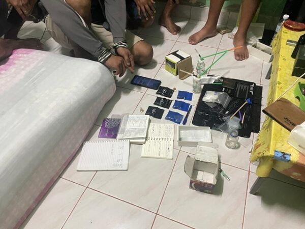 สงขลา-ไม่รอดชุดตะวัน รวบสาวแสบ ซุกไอซ์ในกางเกงในอำพราง สุดท้ายคายหมดเปลือก