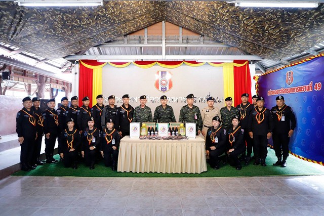 นราธิวาส-มทภ.4 ตรวจเยี่ยม ฉก.ทพ.49 เน้นย้ำ กำลังพลปฏิบัติงานด้วยความไม่ประมาท เตรียมพร้อมในทุกสถานการณ์