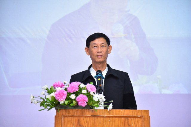 ฉะเชิงเทรา-รองผู้ว่าราชการจังหวัดฉะเชิงเทรา ประธานในพิธีเปิดการประชุมสรุปผลการคัดเลือกรูปแบบการพัฒนาโครงการจ้างวิศวกรที่ปรึกษาสำรวจและออกแบบทางหลวงพิเศษระหว่างเมือง