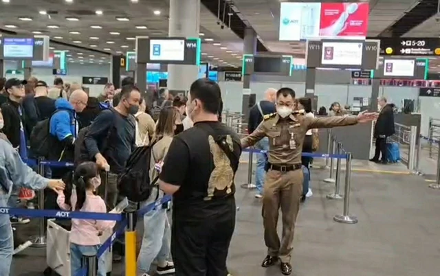 สตม. แจงสกัดฟรีวีซ่ารัน จัดระเบียบต่างชาติเข้าไทย กันต่างชาติแฝงตัวทำงาน แอบก่อคดี ยันไม่กระทบท่องเที่ยว