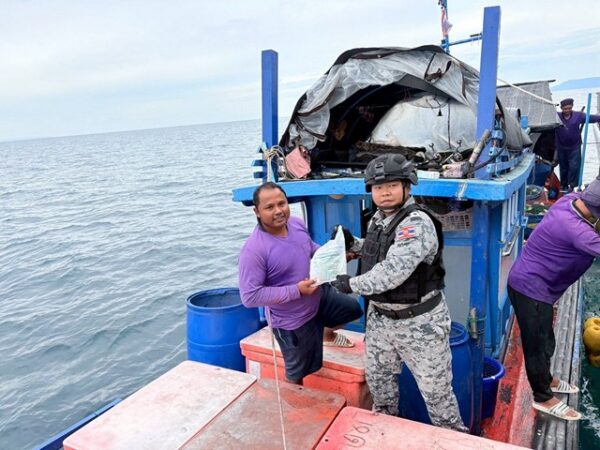 “หมวดเรือลาดตระเวนชายแดน มุ่งมั่นปกป้องอธิปไตย พิทักษ์อ่าวไทยฝั่งตะวันออก และดูแลชาวประมงไทยให้ปลอดภัย”