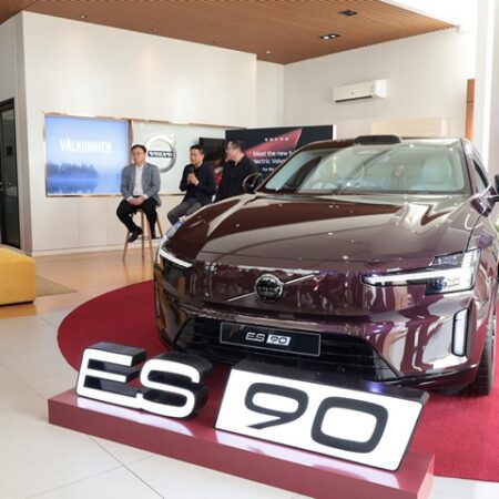 ขอนแก่น-เปิดตัวเป็นครั้งแรกในเอเชียกับ Volvo ES90 รถไฟฟ้าเต็มรูปแบบรุ่นใหม่ล่าสุด ที่ออกแบบมาเพื่อเติมเต็มความสมดุลให้ทุกการเดินทาง