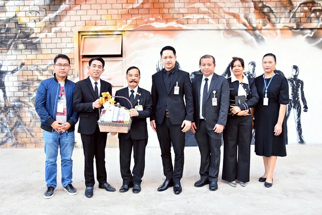 “สว.ไชยยงค์” เป็นผู้แทนวุฒิสภา เดินสายสวัสดีปีใหม่ 2569 สื่อใหญ่ค่าย เดลินิวส์-แนวหน้า-สถานีโทรทัศน์ไทยพีบีเอส-ทีวีMONO29