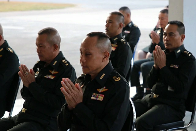 “พิธีทำบุญตักบาตร “ส่งท้ายปีเก่า ต้อนรับปีใหม่” มณฑลทหารบกที่ 310