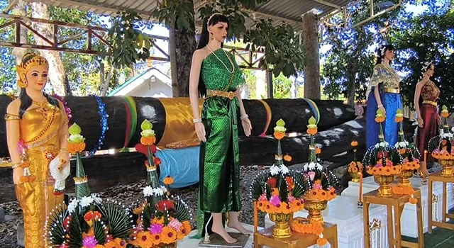 นครนายก นักเสี่ยงโชคสายมูเข้าพิธีบวงสรวงเจ้าแม่ตะเคียนเงิน เจ้าแม่ตะเคียนทอง จุดธูปเสี่ยงทายพร้อมทาแป้งลูบขอเลขเด็ดใกล้วันหวยออก