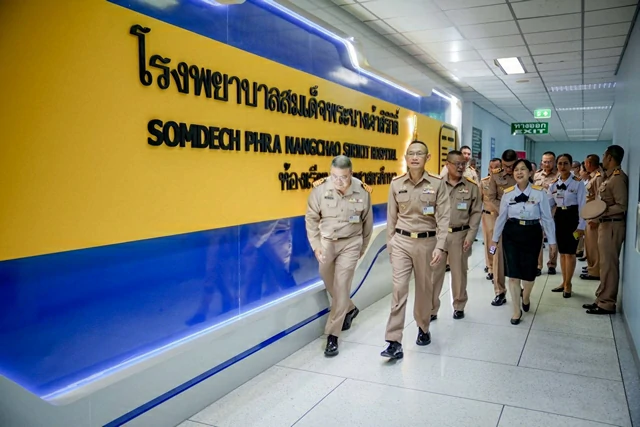 จก.แพทย์ทหารเรือ ตรวจเยี่ยม รพ.สมเด็จพระนางเจ้าสิริกิติ์ฯ