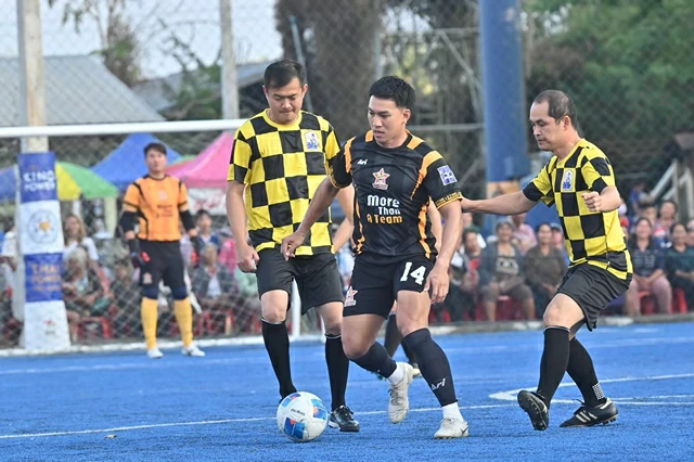 พิษณุโลก”จุติ ไกรฤกษ์”เตรียมดึง “ลีซอ”อดีตนักฟุตบอลทีมชาติไทย วางรากฐาน ทักษะ ฟุตบอลขั้นพื้นฐานให้เด็กจังหวัดพิษณุโลก