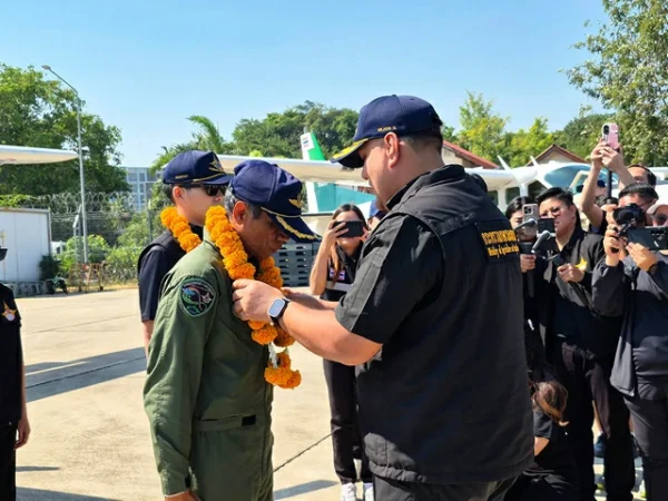 ประจวบคีรีขันธ์-รมช.อามินทร์ Kick off ปล่อยทีมฝนหลวงหัวหินลุยสู้ฝุ่น PM 2.5 ช่วยพื้นที่กรุงเทพฯและปริมณฑล