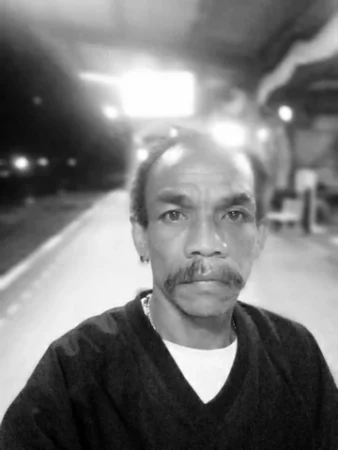 สุราษฎร์ธานี-ปกครองสุดโหดบุกบ้านถีบประตู รุมทำร้าย จับตัวไปบังคับขู่เข็น ฆาตกรรมอำพรางศพ ล่าสุดพบเป็นศพในบ่อน้ำ