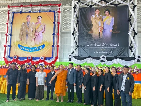 นครปฐม-วัดสี่แยกเจริญพร จัดอุปสมบทนาคหมู่ 60 รูป ถวายเป็นพระราชกุศลในหลวงรัชกาลที่ 10 เนื่องในวันพ่อแห่งชาติ