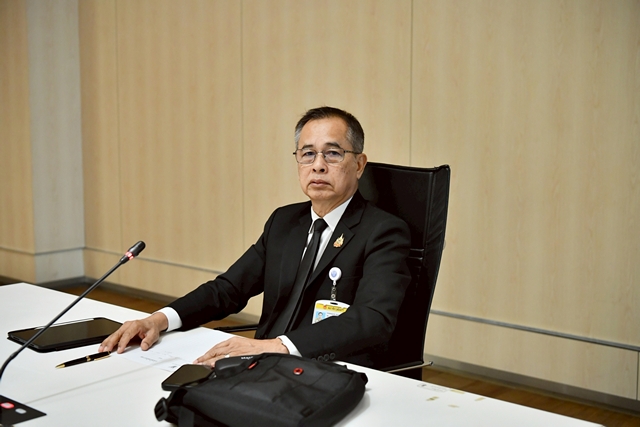 ประชุมคณะอนุกรรมาธิการกิจการทหารด้านความมั่นคงแบบองค์รวม