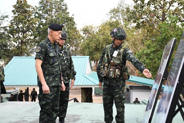 ตาก-ตรวจเยี่ยมการปฏิบัติงานด้านกำลังพล ชายแดนไทย – เมียนมา อำเภอแม่สอด