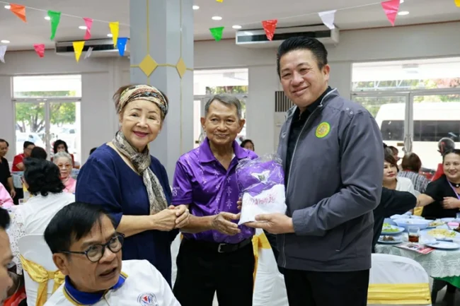 พิษณุโลก-อบจ.พิษณุโลก จัดกิจกรรมสังสรรค์ปีใหม่ให้ชมรมผู้สูงอายุศรีสุคติ