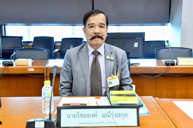 สว.สายทหาร เผย ประชาชน ไม่เห็นด้วยกับการ”เคอร์ฟิวส์” ชี้สาเหตุทำไม่ต้อง ระเบิก ปตท. แต่ ปั้มอื่นๆ ไม่โดน  กอ.รมน.ภาค 4 ส่วนหน้า การข่าวล้มเหลว ทำให้การป้องกันเหตุ ไม่มีประสิทธิภาพ