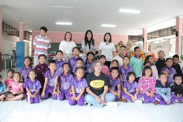 ลำพูน – รวมพลคนปันสุข ครั้งที่ 2 มอบความสุขและรอยยิ้มให้เด็กนักเรียน โรงเรียนบ้านป่าเลา สาขาบ้านผาด่าน อำเภอแม่ทา